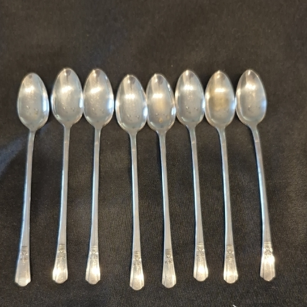 Court Silverplated Set of 8  Teaspoons